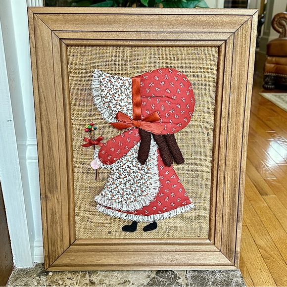 Vintage Cottagecore Prairie Girl Quilted Picture 70s Framed Holly Hobbie VTG - Picture 2 of 7